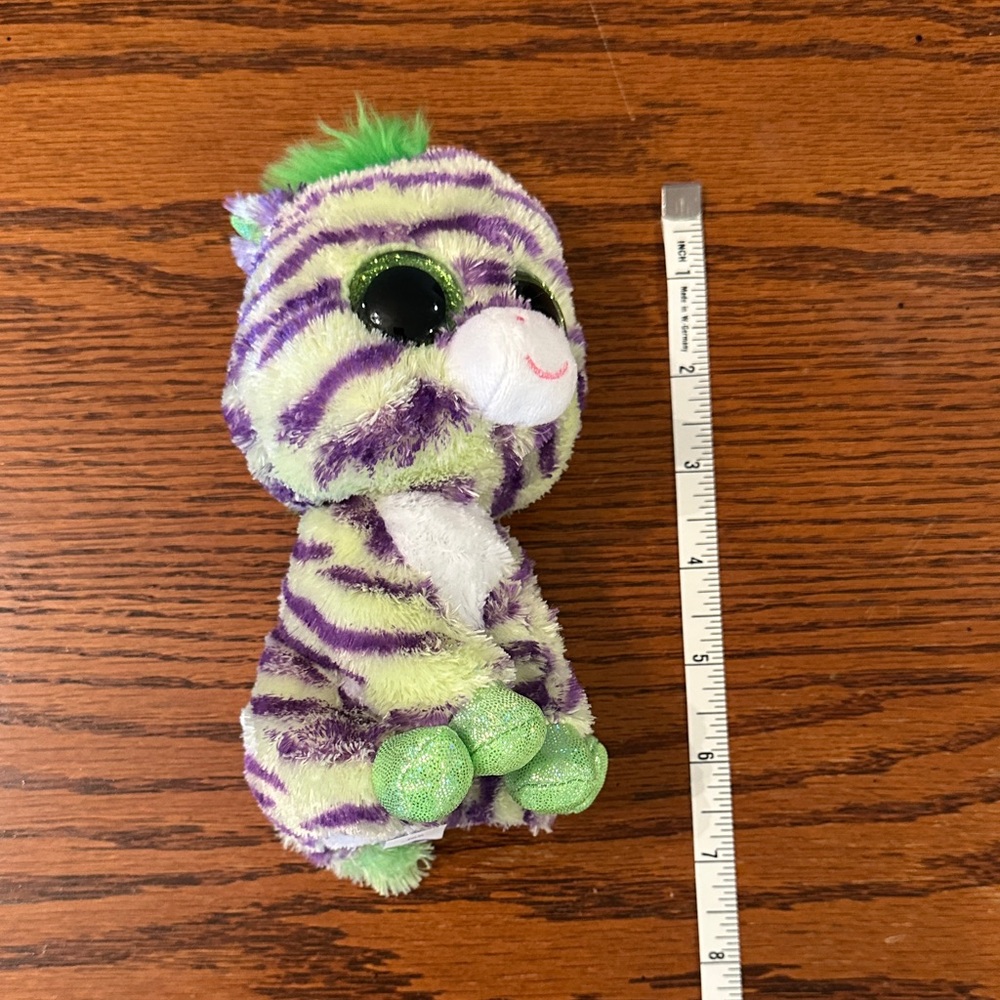 Ty Beanie Boo stuffed animal named wild no tag